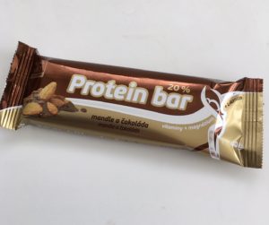 Proteinová tyčinka mandle a čokoláda